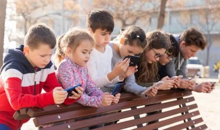 Impact of Social Media on Children: Understanding the Risks and How to Guide Them Safely