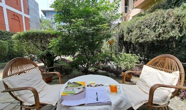 8 Cafes with Libraries in Kathmandu