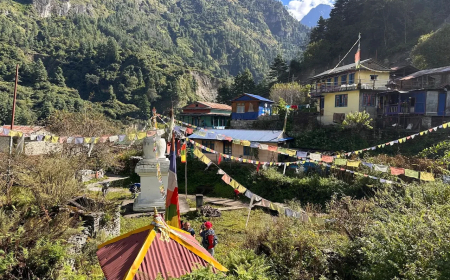 Hiring a Guide or Porter in Nepal: What to Verify Before You Pay a Deposit