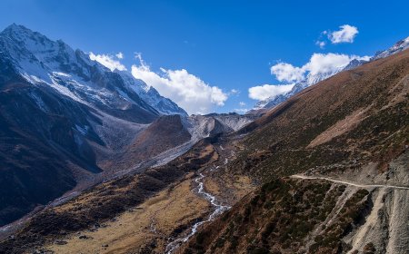 Manaslu Circuit Trek 2026: Operator Licence & Permit Check