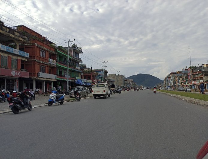 Tanahun District: Geography, Administration and the Prithvi Highway Corridor
