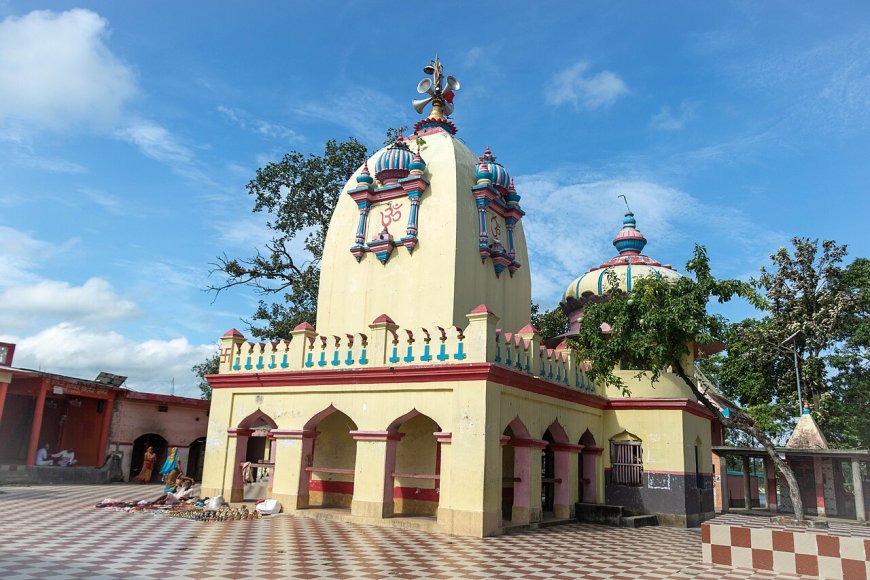 Mahottari District: Where the Hills Meet the Plains