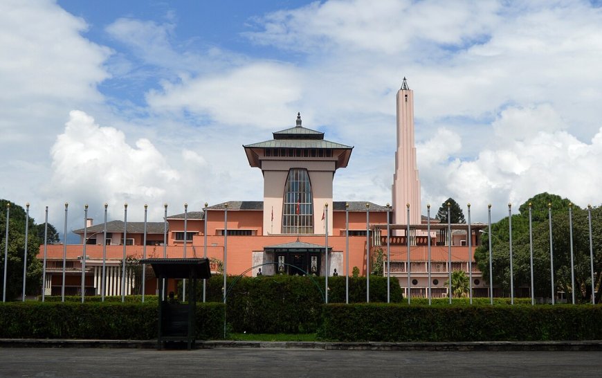 The Shah Dynasty: Nepal's Kings From Gorkha to the End of the Monarchy
